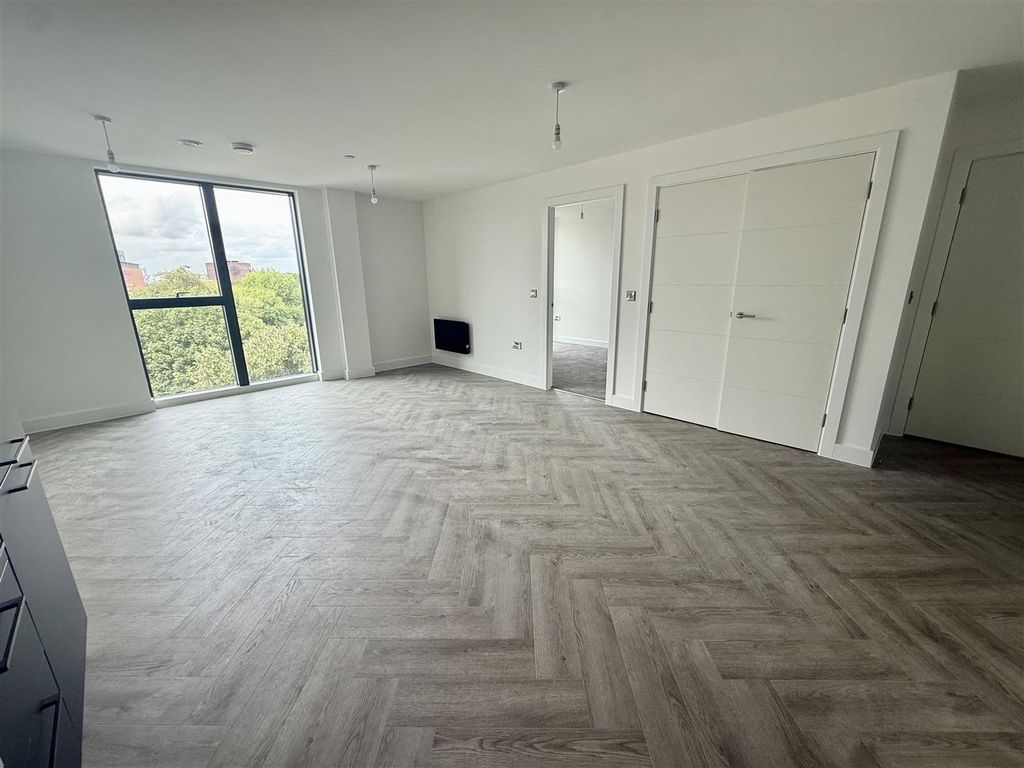 Property photo 2 of 6 Living Room