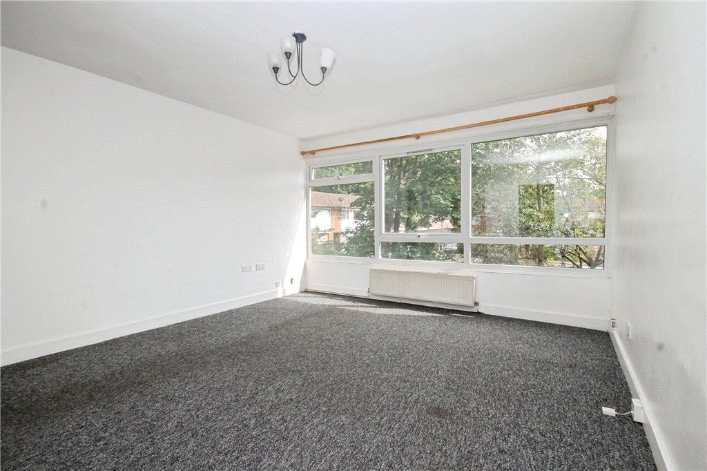 Property photo 2 of 9 Picture No. 30