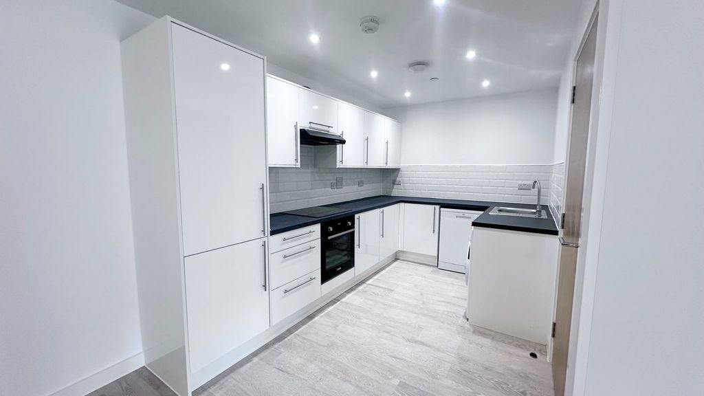 Property photo 1 of 12 Kitchen