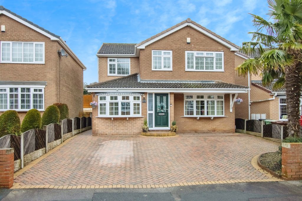 Property photo 1 of 15 The Property