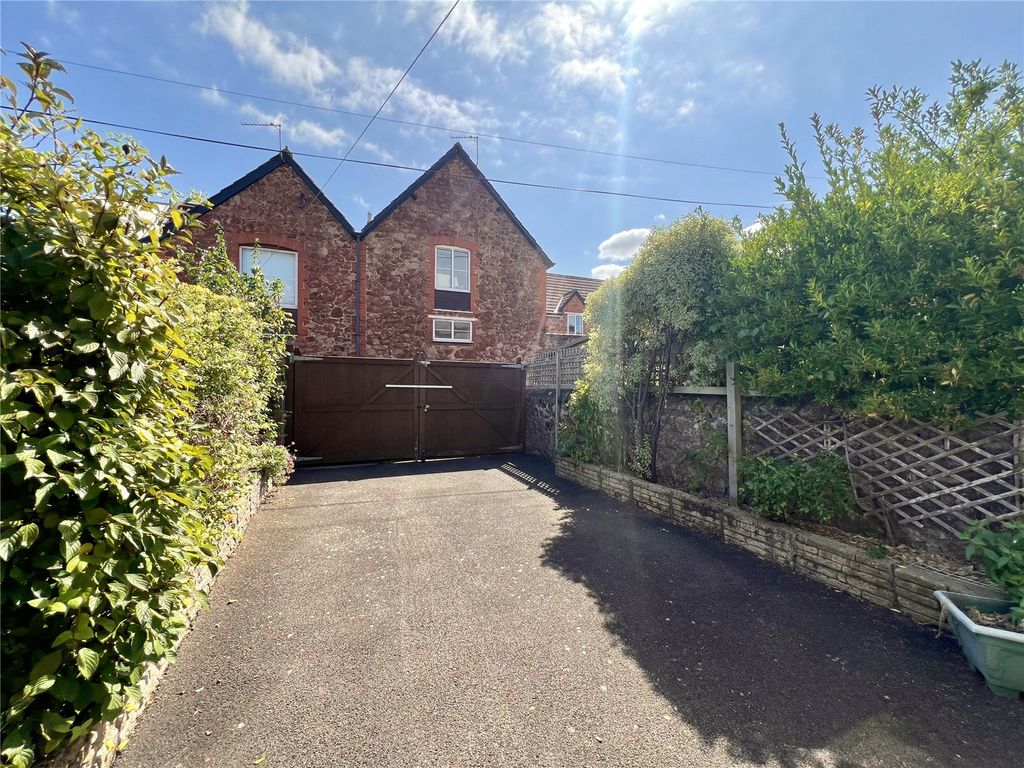 Property photo 3 of 17 Picture No. 03