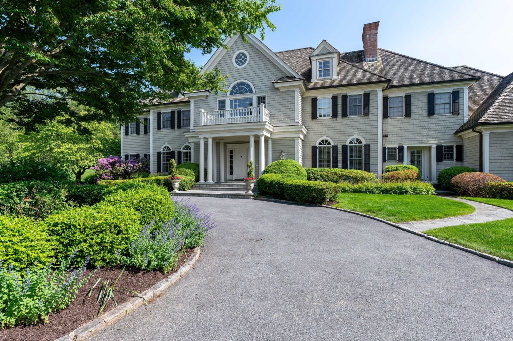 Property photo 1 of 30
