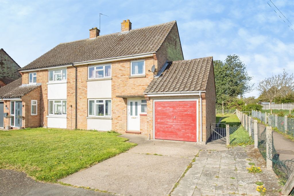 Property photo 1 of 18