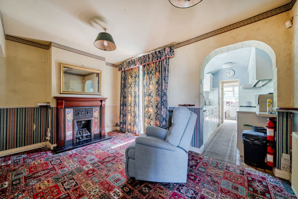 Property photo 3 of 20 1484061-7-6A3d613...