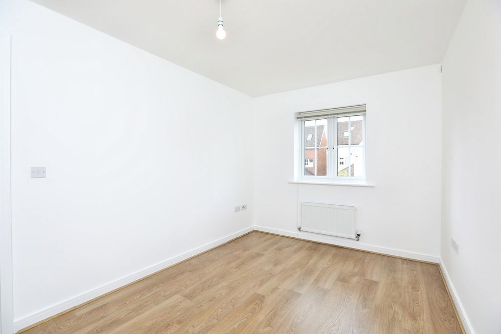 Property photo 2 of 17 Photo
