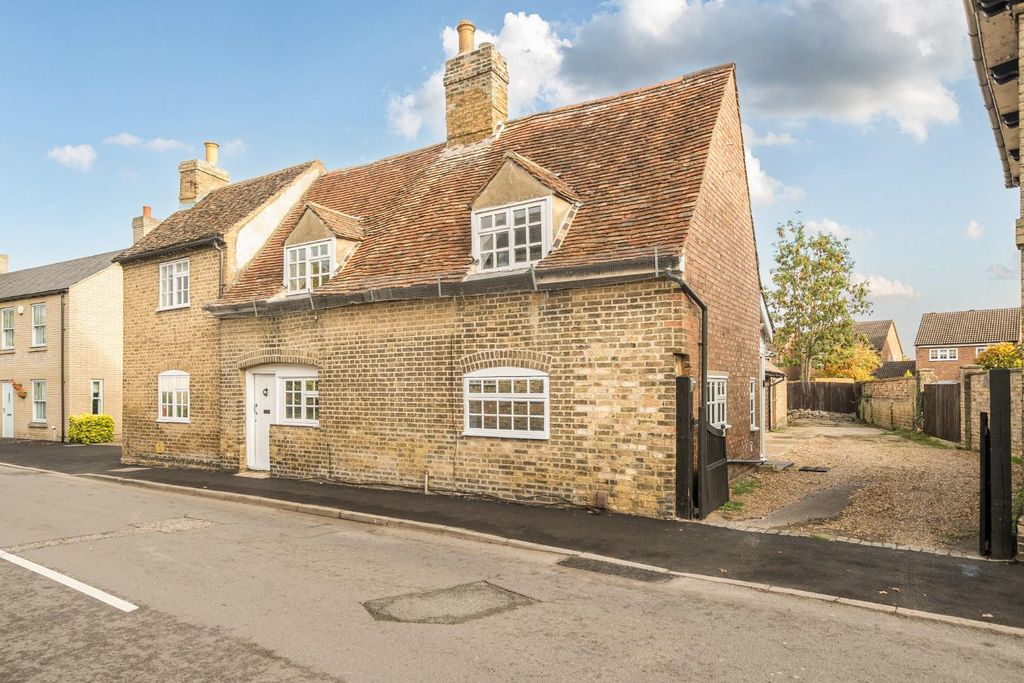 Property photo 1 of 23 1365798-2-68F0Bf1B99446.Jpg