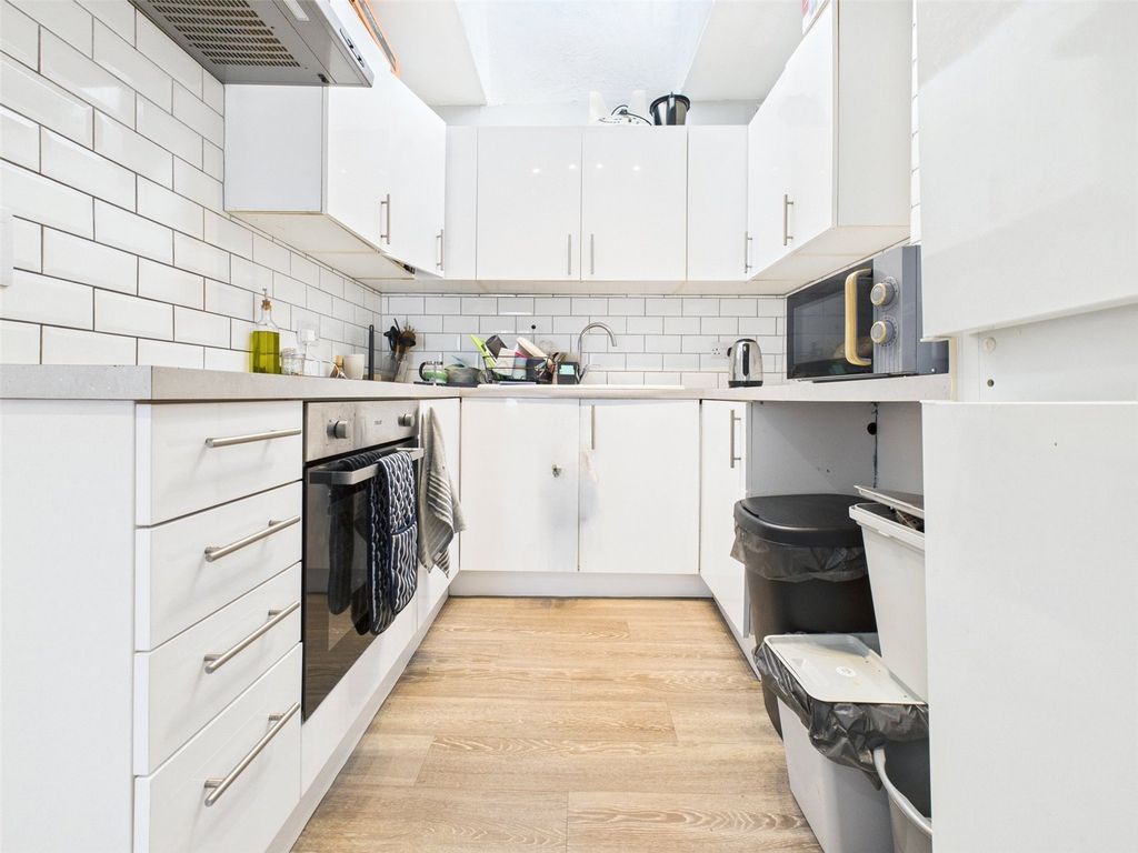 Property photo 1 of 26 Kitchen