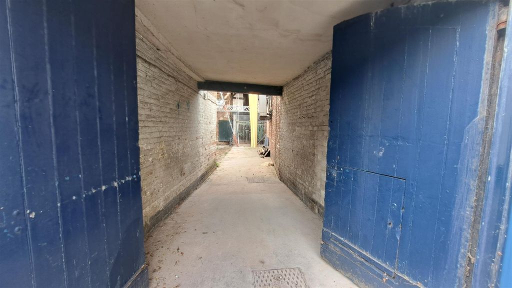 Property photo 3 of 7 20260324_135323.Jpg