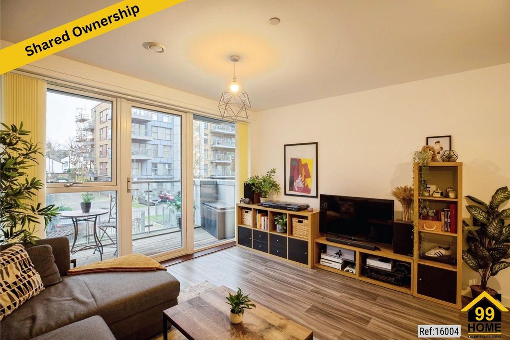 Property photo 1 of 19 Photo 0