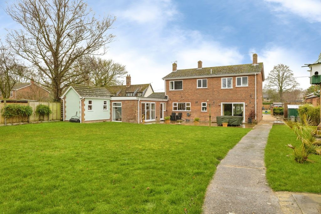 Property photo 1 of 30 Pbox-Img.Jpg