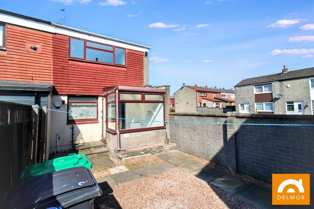 Property photo 2 of 15