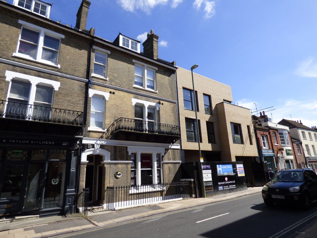 Property photo 1 of 4