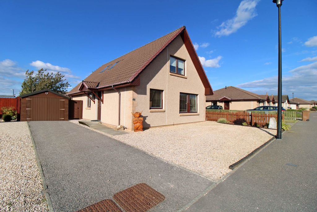 Property photo 1 of 27