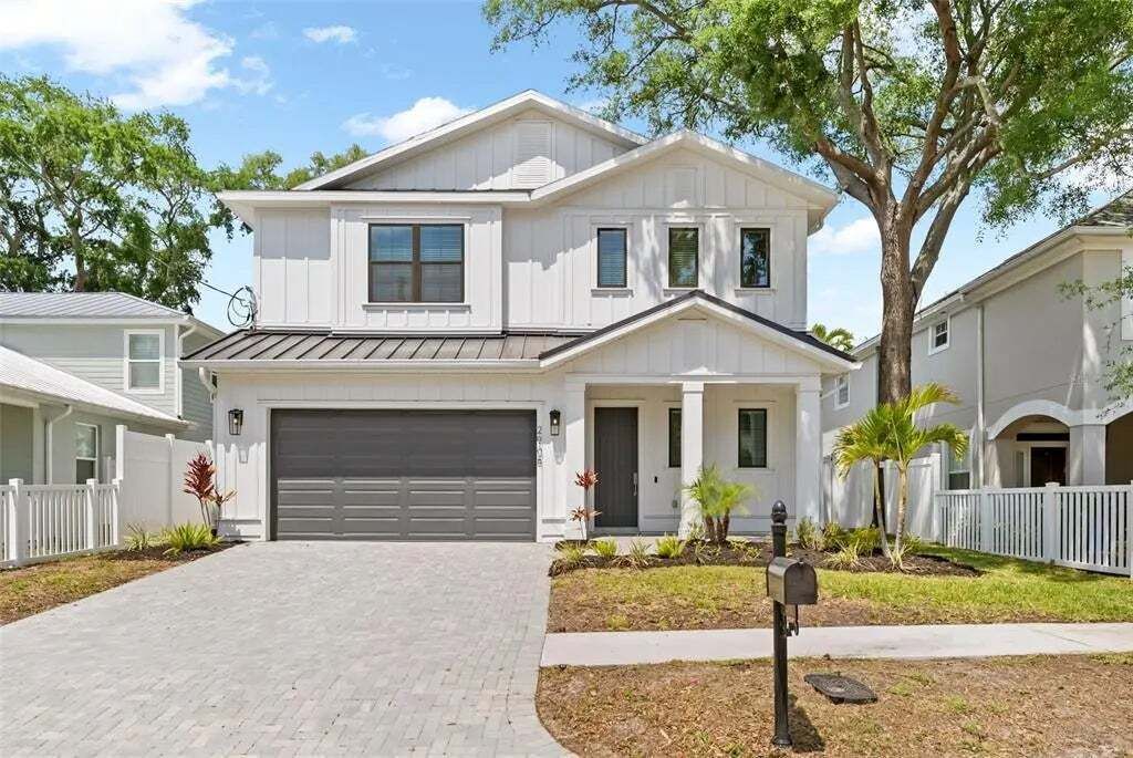 Property photo 1 of 20