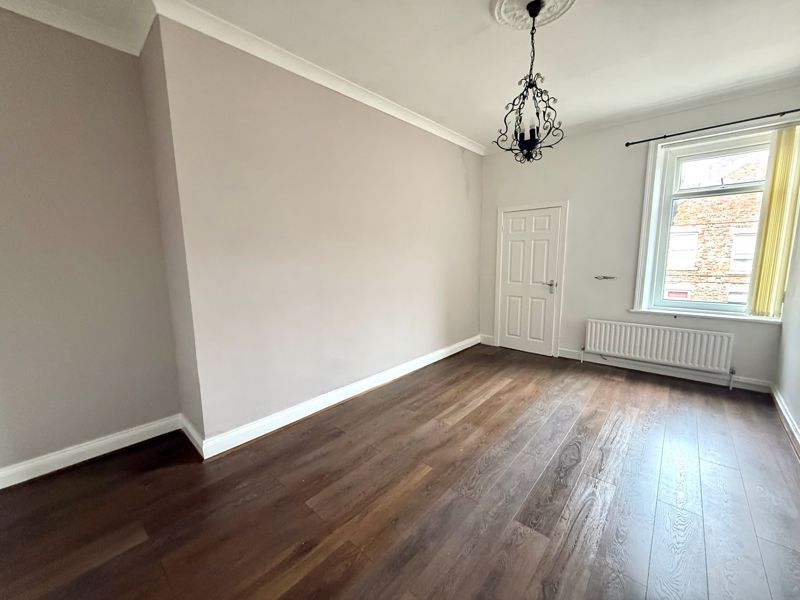 Property photo 2 of 10 Photo 2