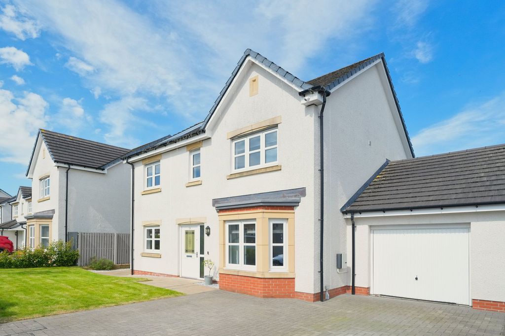Property photo 1 of 29