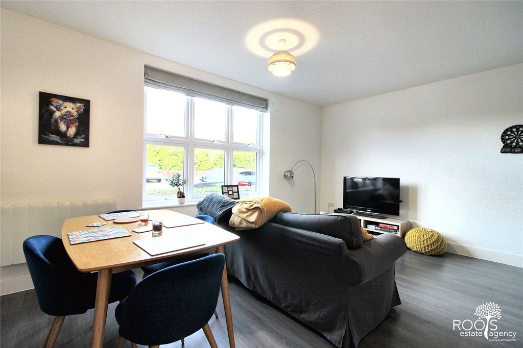 Property photo 3 of 10 Picture No. 04