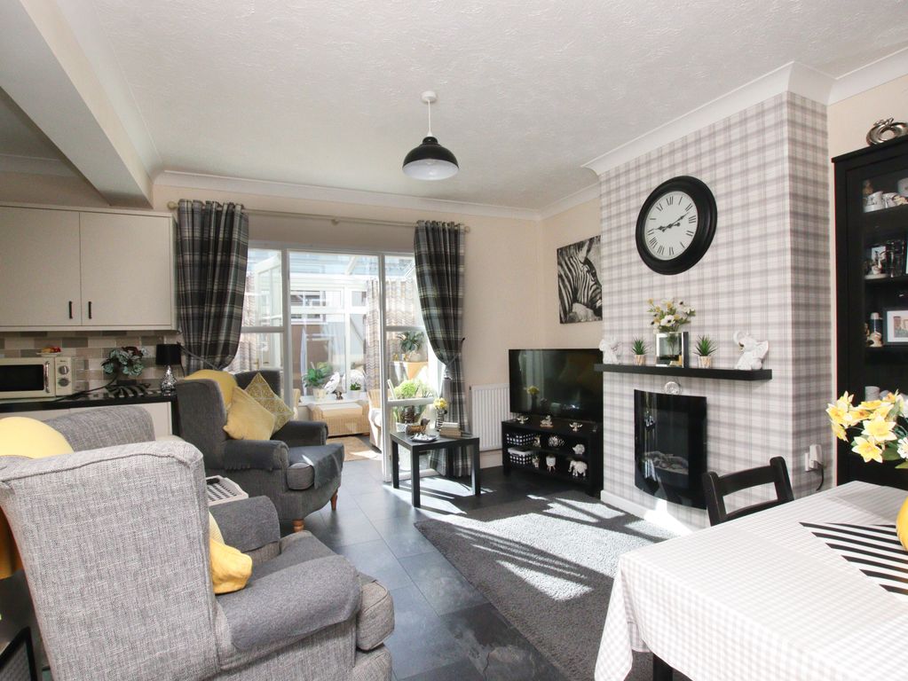 Property photo 3 of 20