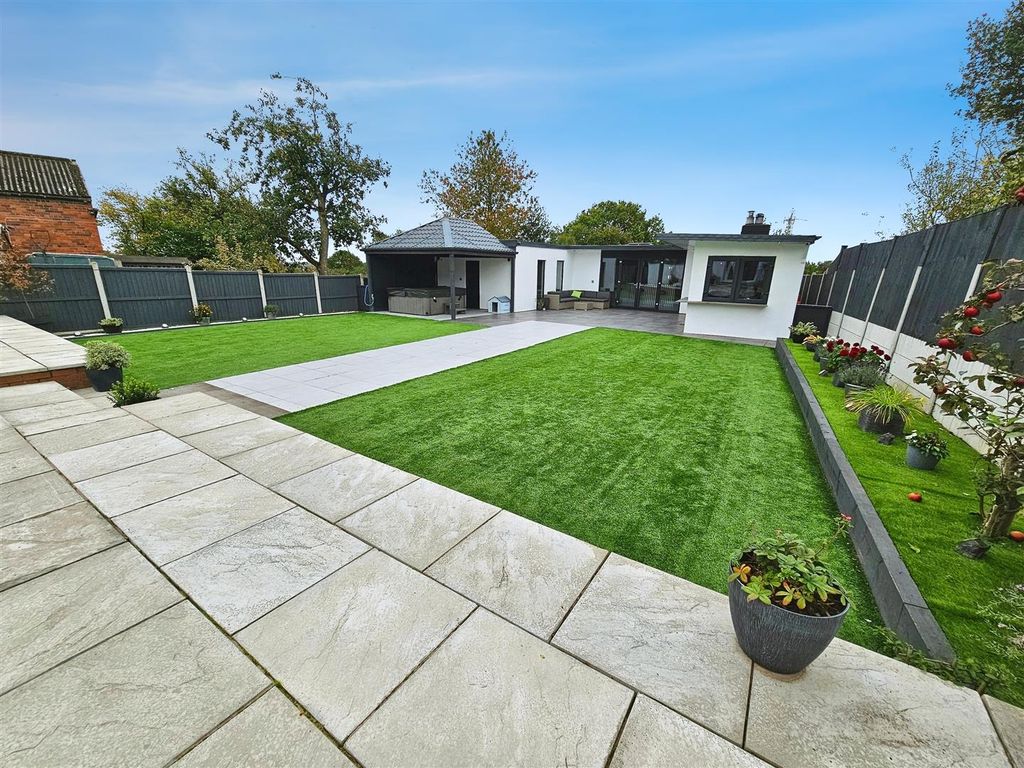 Property photo 2 of 23 126.Jpg