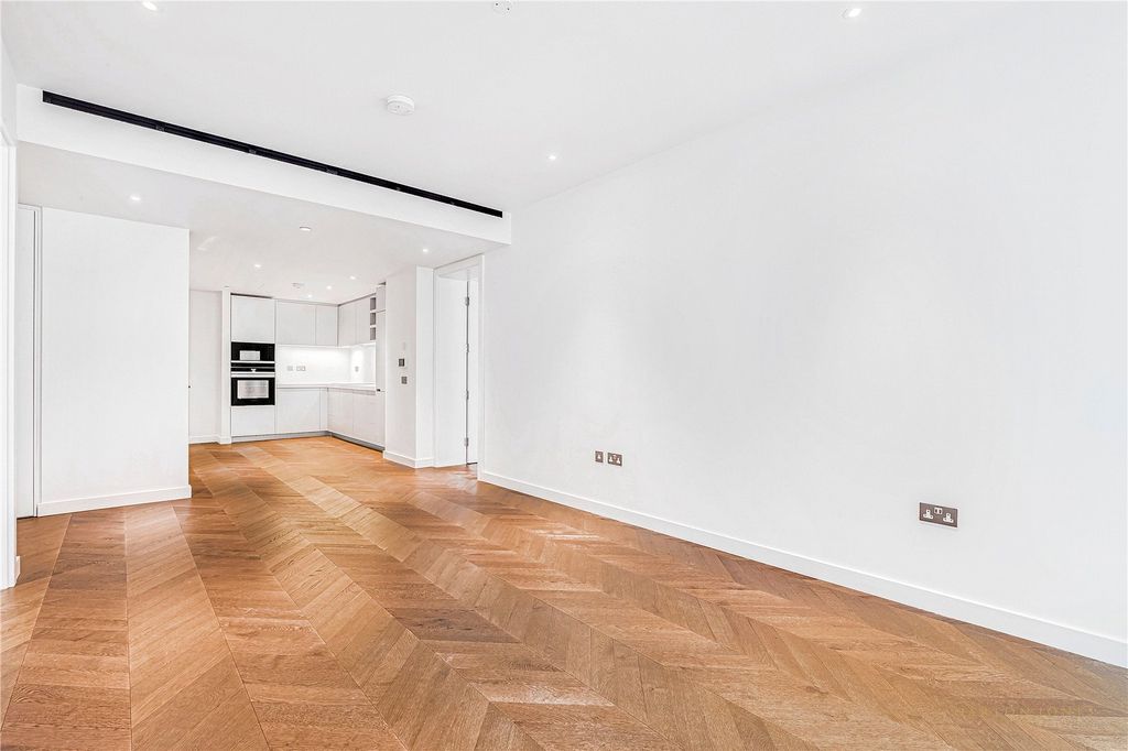 Property photo 2 of 24 Picture No. 22