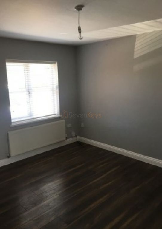 Property photo 2 of 9 Living Room