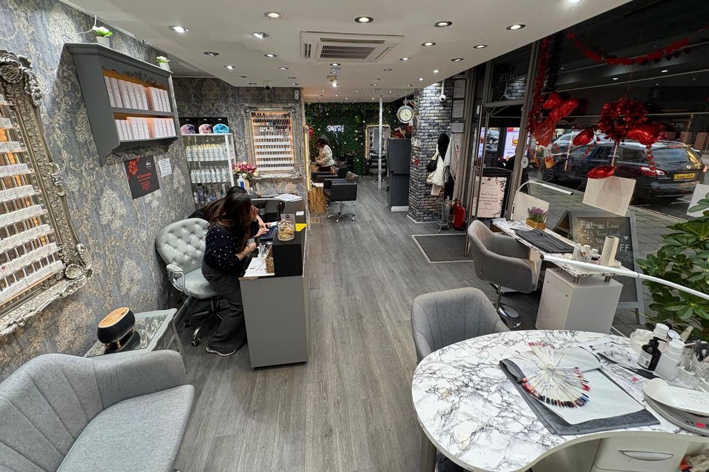 Property photo 3 of 7