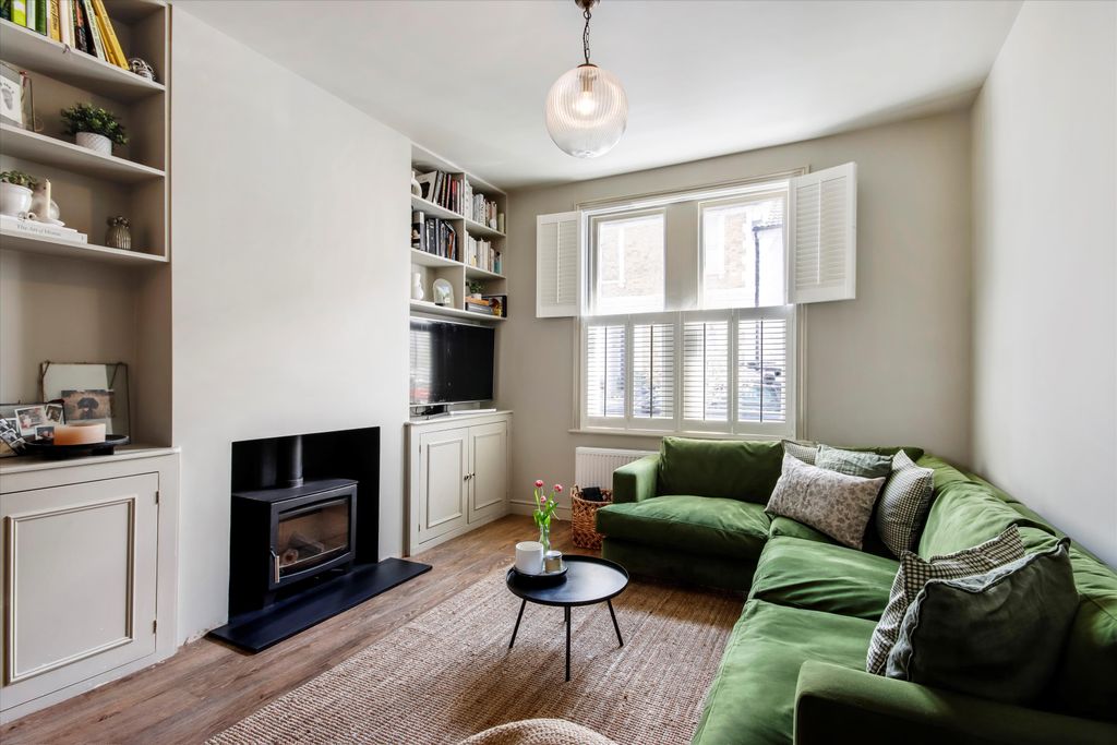 Property photo 2 of 10 Image