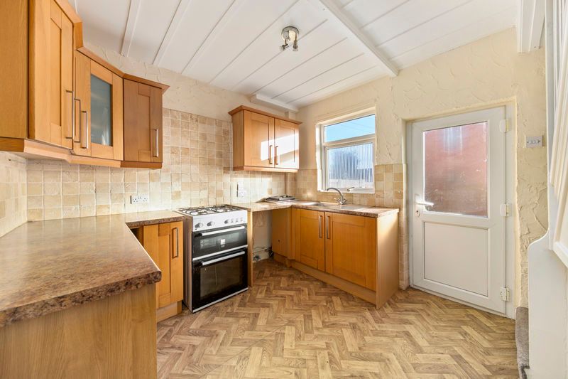 Property photo 2 of 19 Kitchen