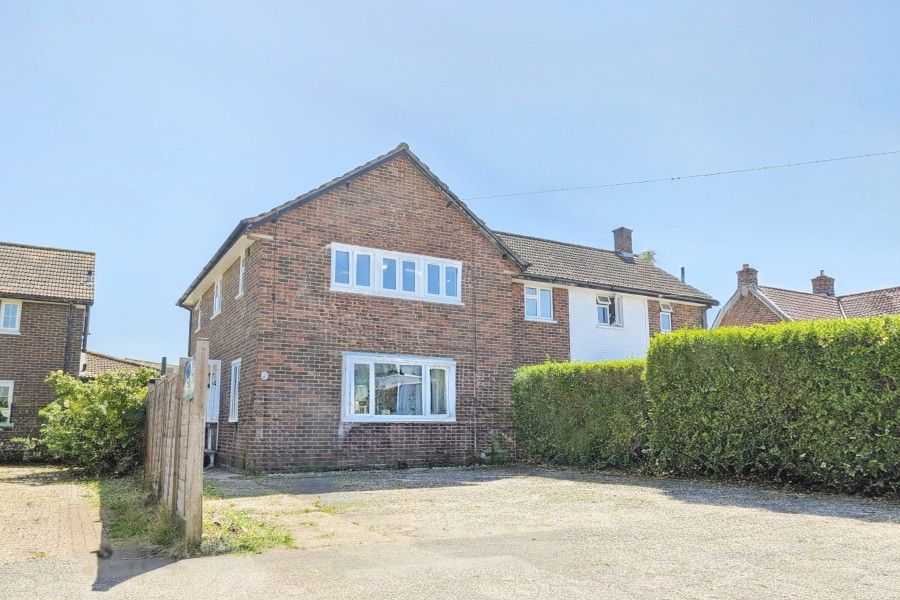 Property photo 1 of 2