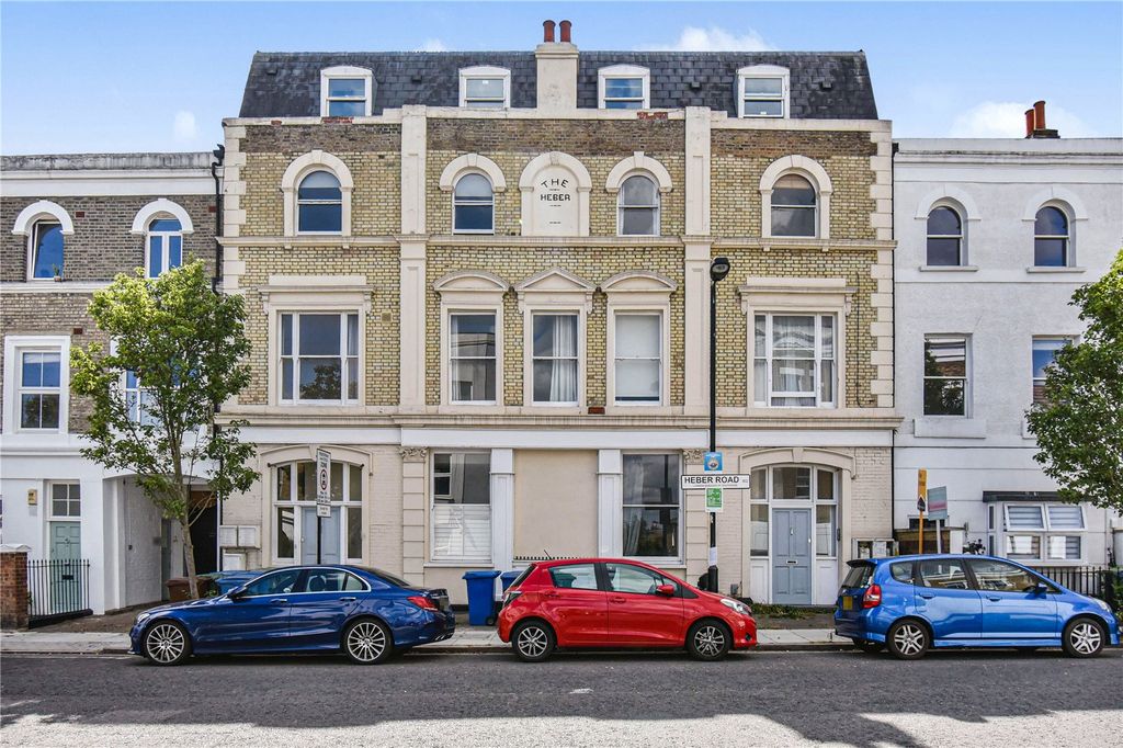 Property photo 1 of 8 1