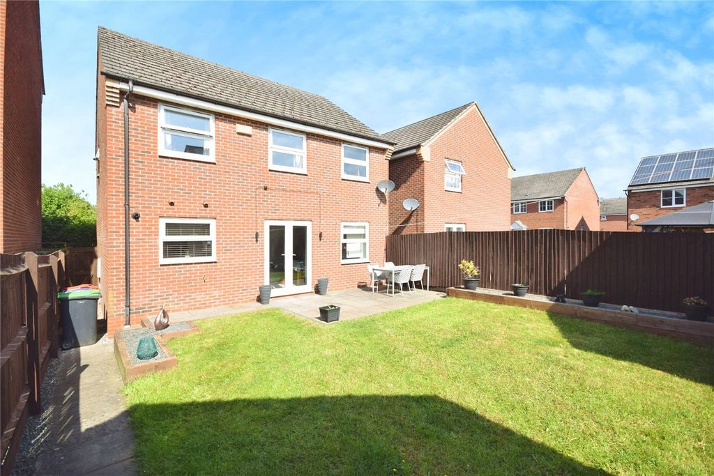 Property photo 1 of 19 Rear Garden
