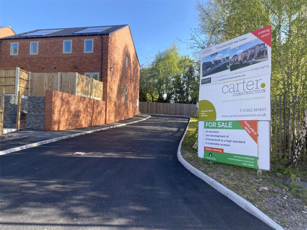 Property photo 3 of 16 Entrance Drive