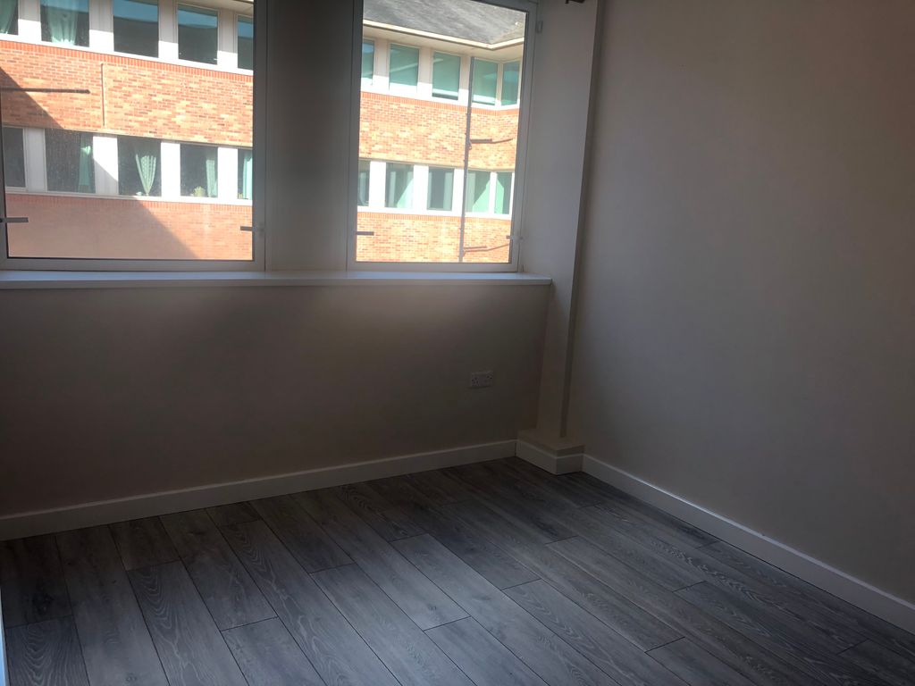 Property photo 3 of 4