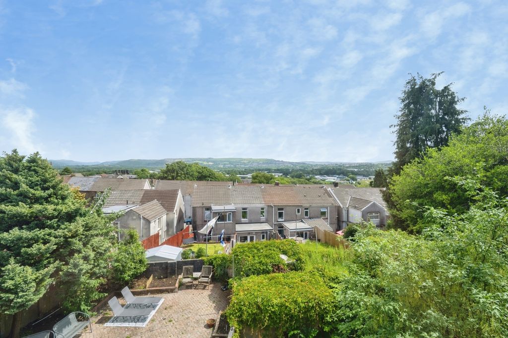 Property photo 2 of 19 Pbox-Img.Jpg
