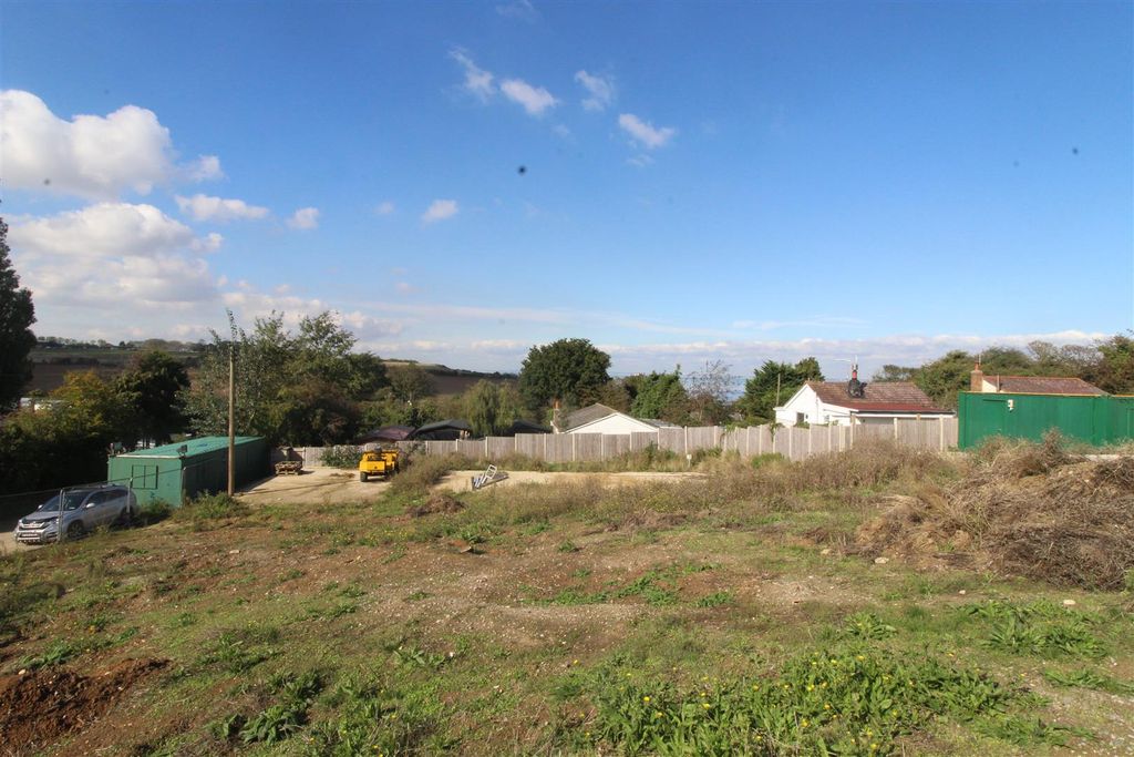 Property photo 2 of 14 Land