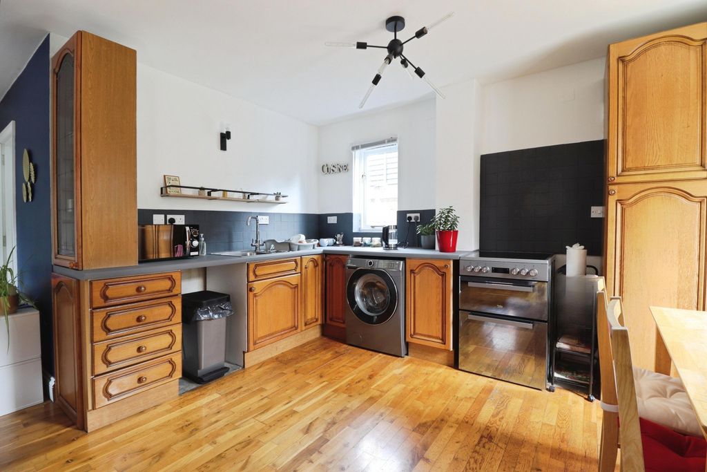 Property photo 3 of 12 Photo #3