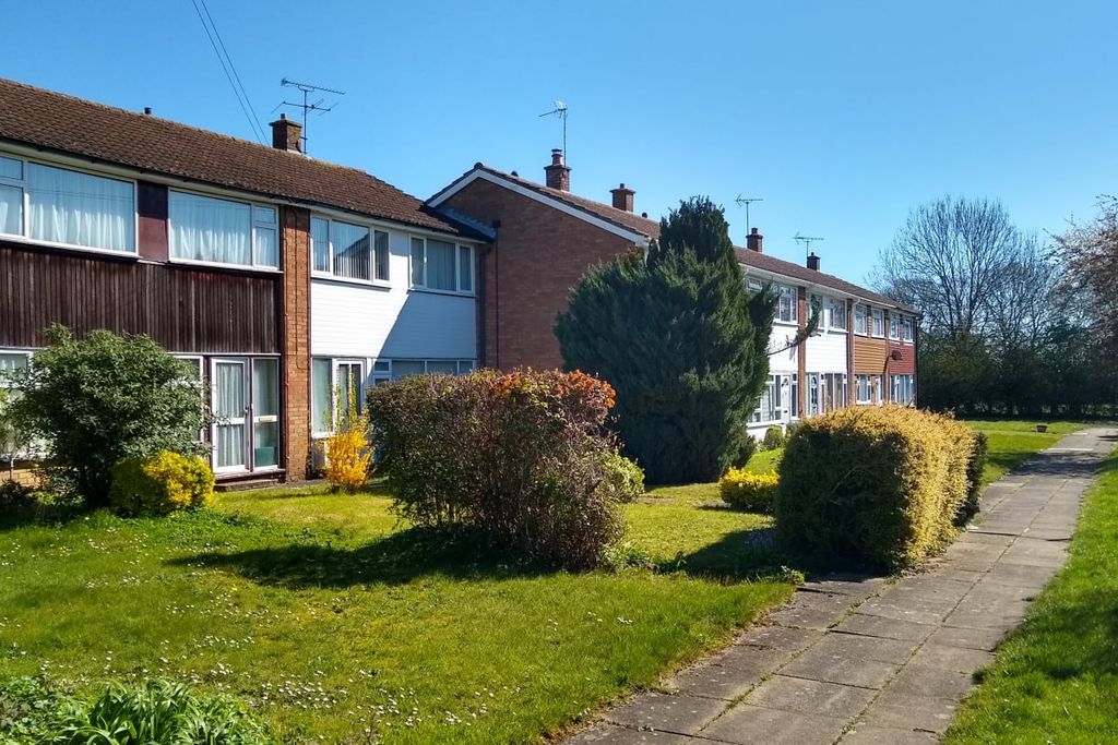 Property photo 2 of 26