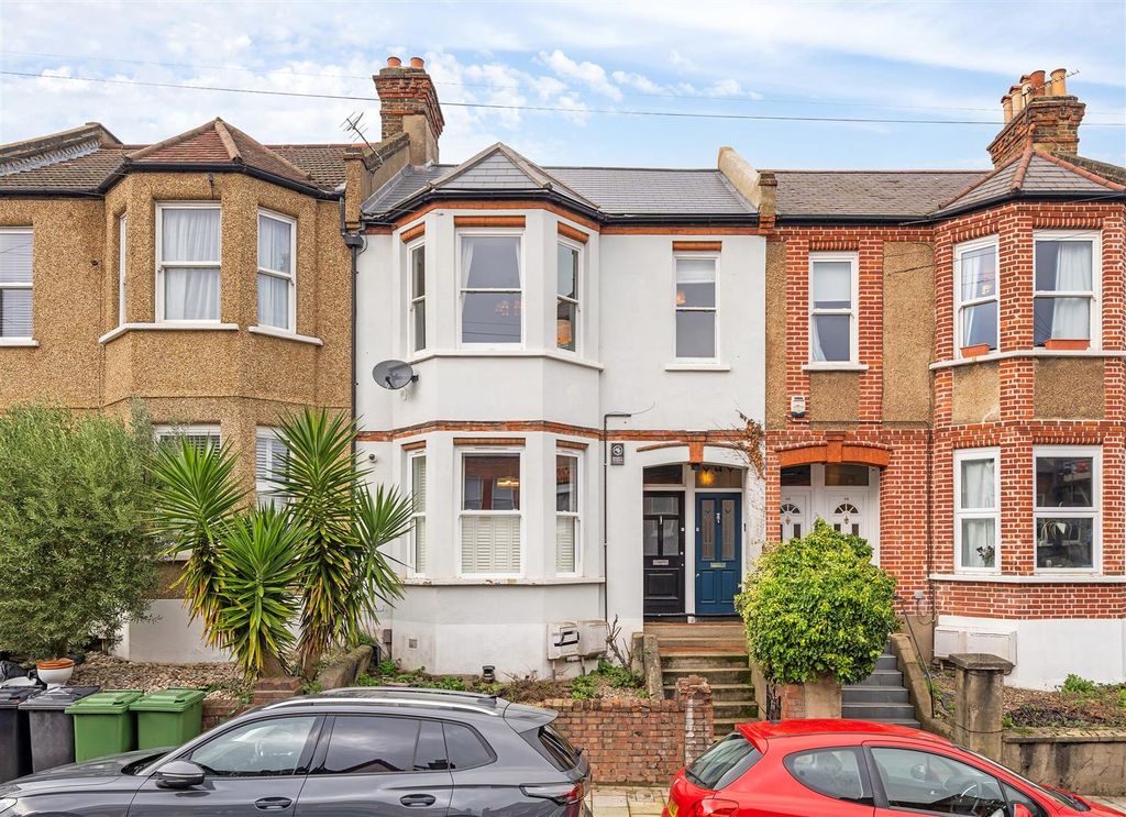 Property photo 2 of 14