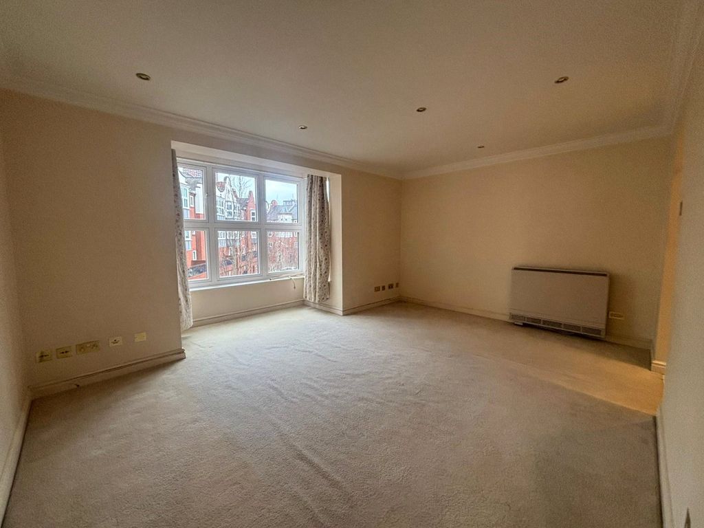 Property photo 1 of 5 Picture No. 12