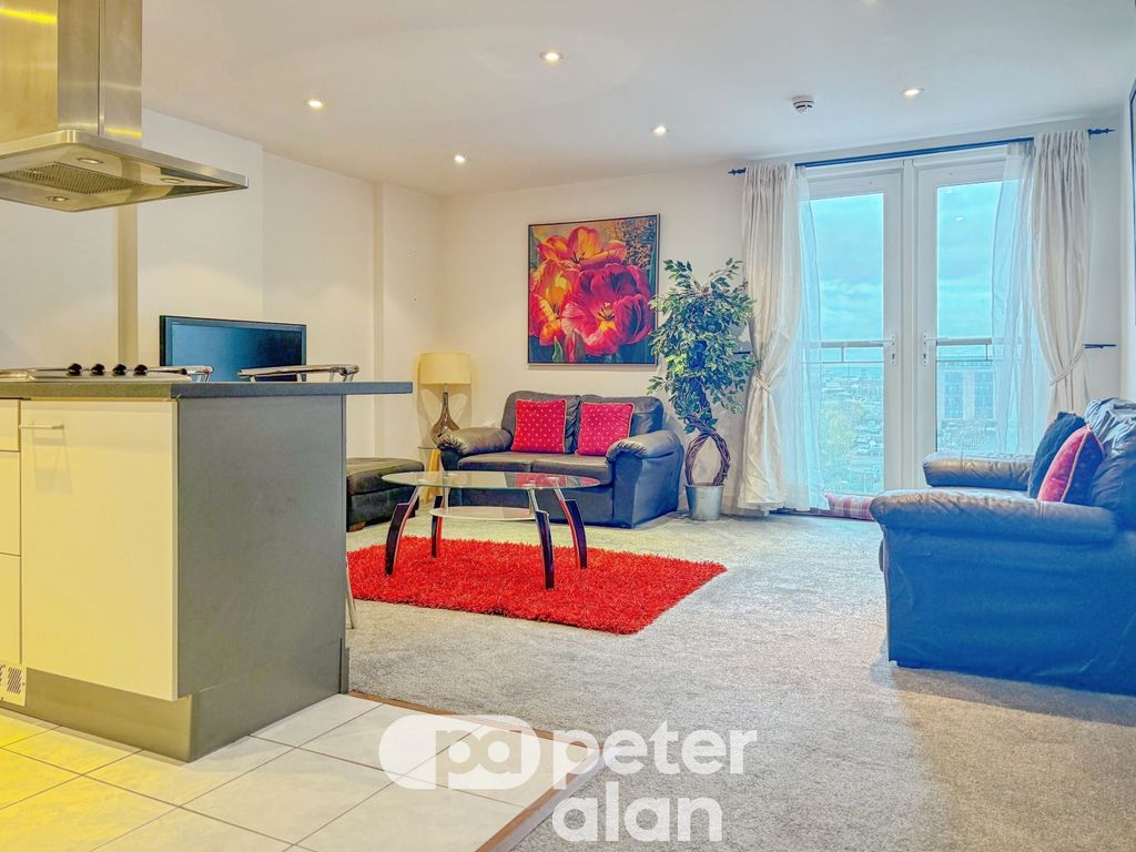 Property photo 3 of 23 Living Room