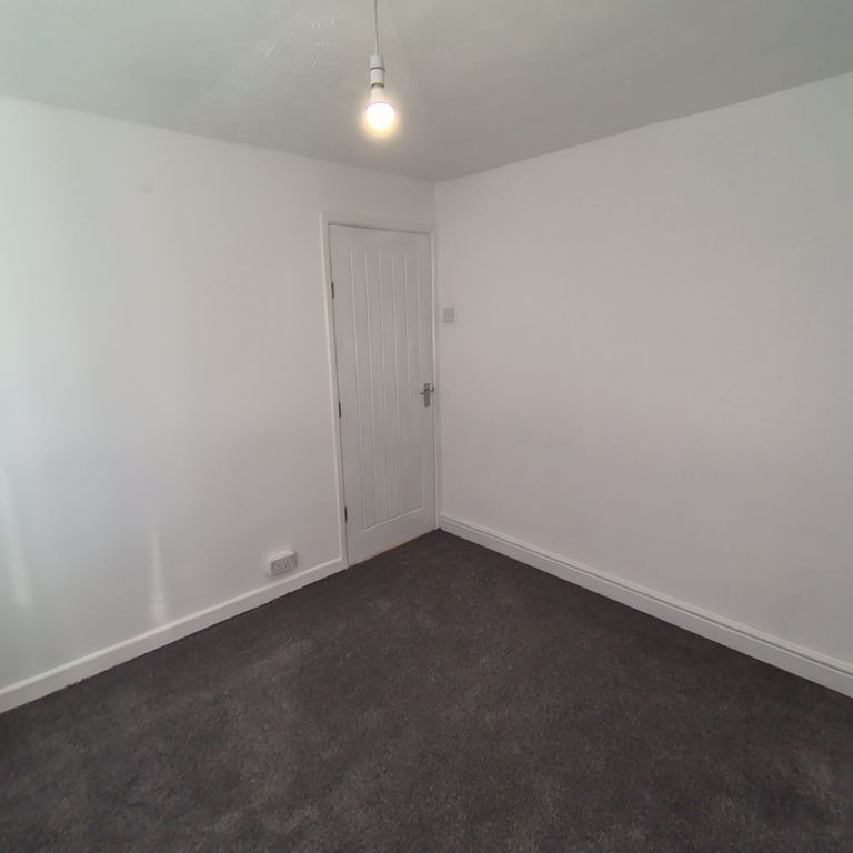 Property photo 3 of 11 Property