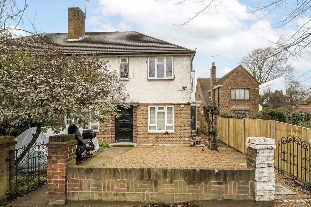 Property photo 1 of 6