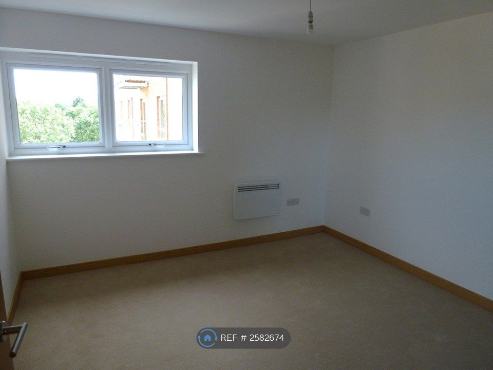 Property photo 2 of 9