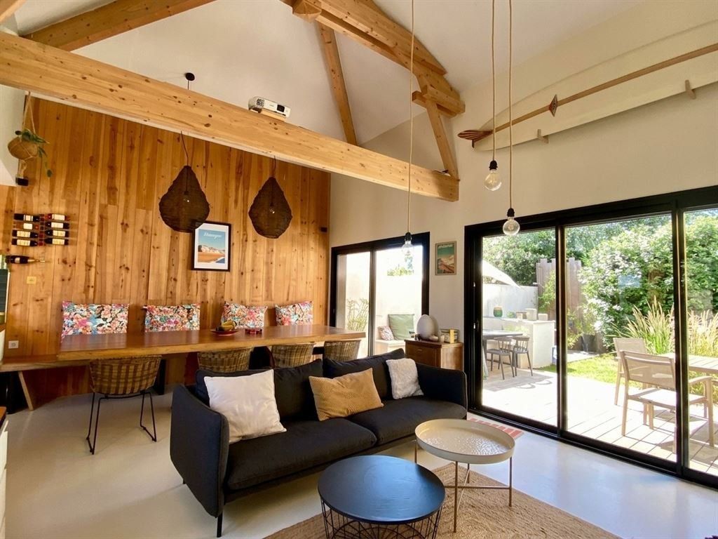 Property photo 1 of 18 Architect-Designed House In Soorts-Hossegor