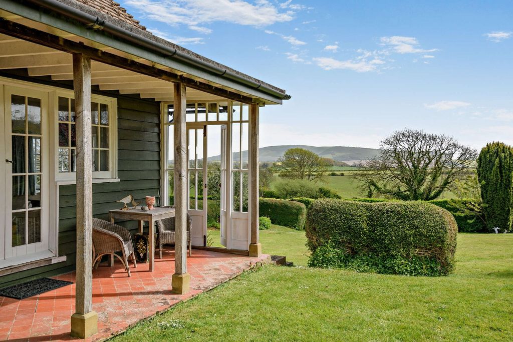 Property photo 3 of 18 View/Verandah