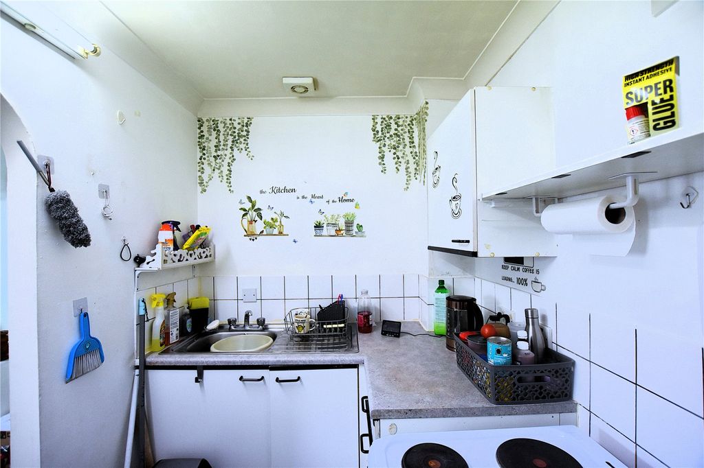Property photo 3 of 8 Picture No. 08