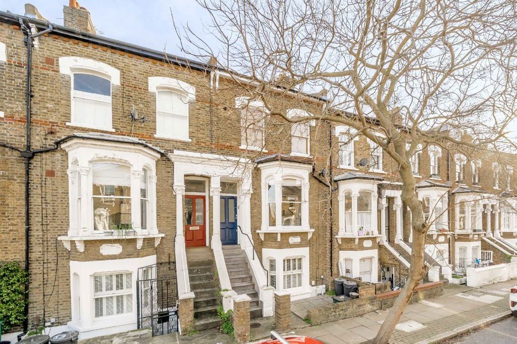 Property photo 1 of 4