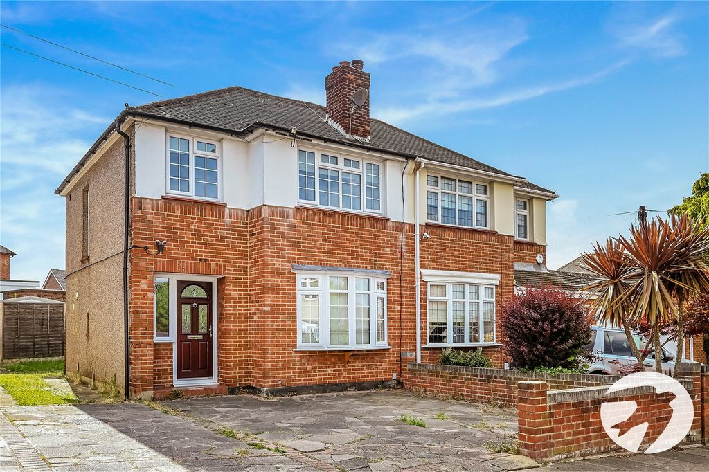 Property photo 1 of 13 External