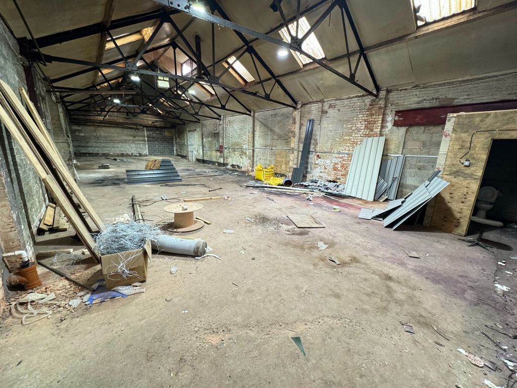 Property photo 2 of 5