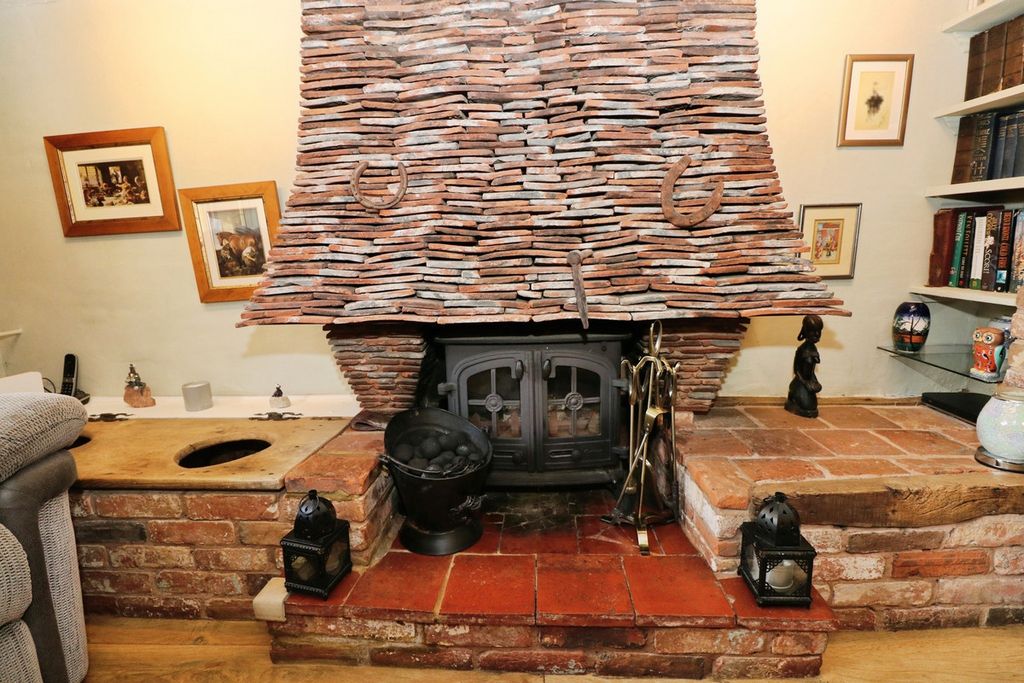 Property photo 3 of 26